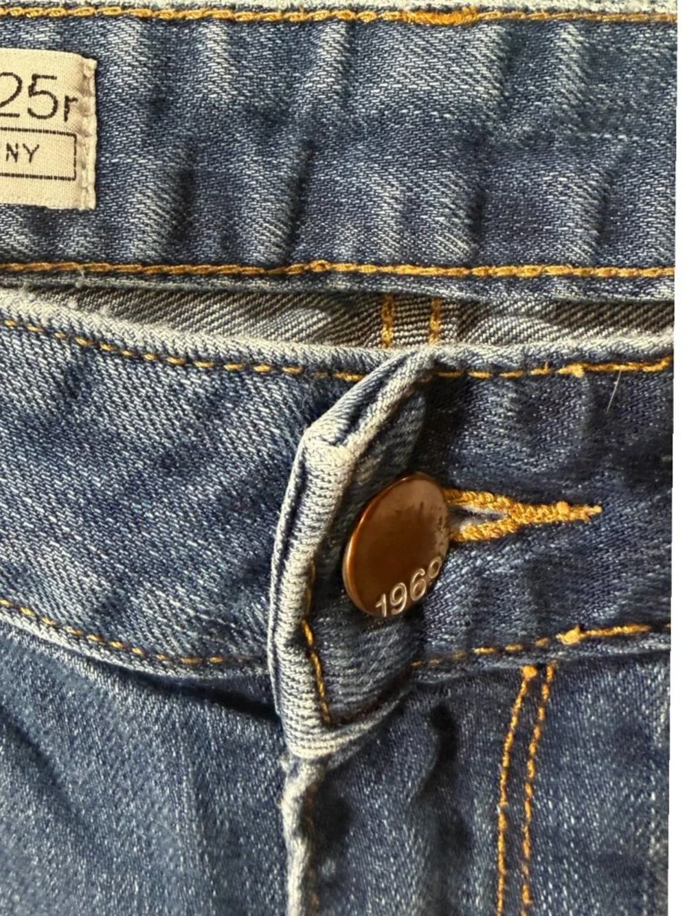 Gap 1969 Real Straight Leg Distressed Jeans - Light Wash - Size 25 - Picture 3 of 6